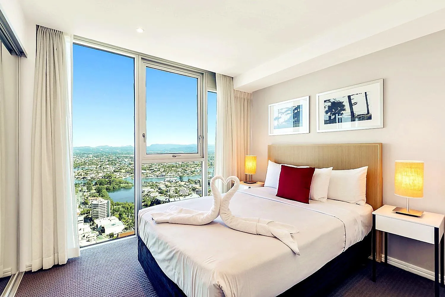 H Luxury Residence Apartments - Holiday Paradise Gold Coast