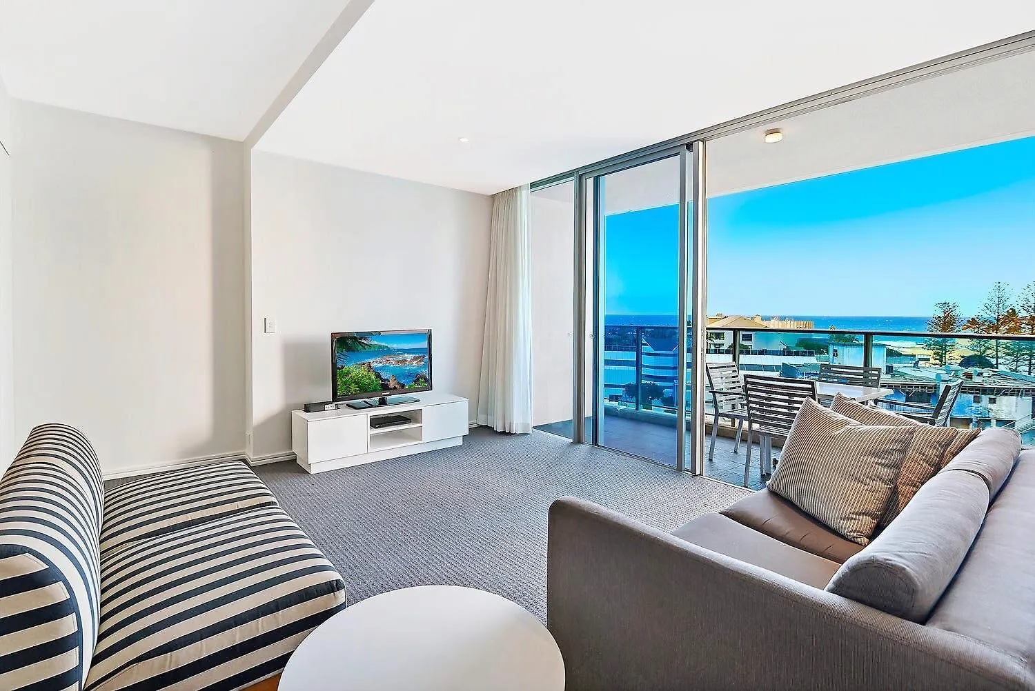 H Luxury Residence Apartments - Holiday Paradise Gold Coast
