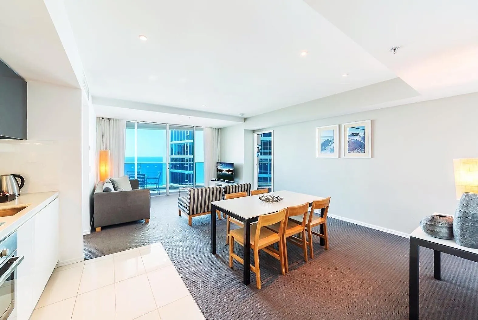 H Luxury Residence Apartments - Holiday Paradise Gold Coast