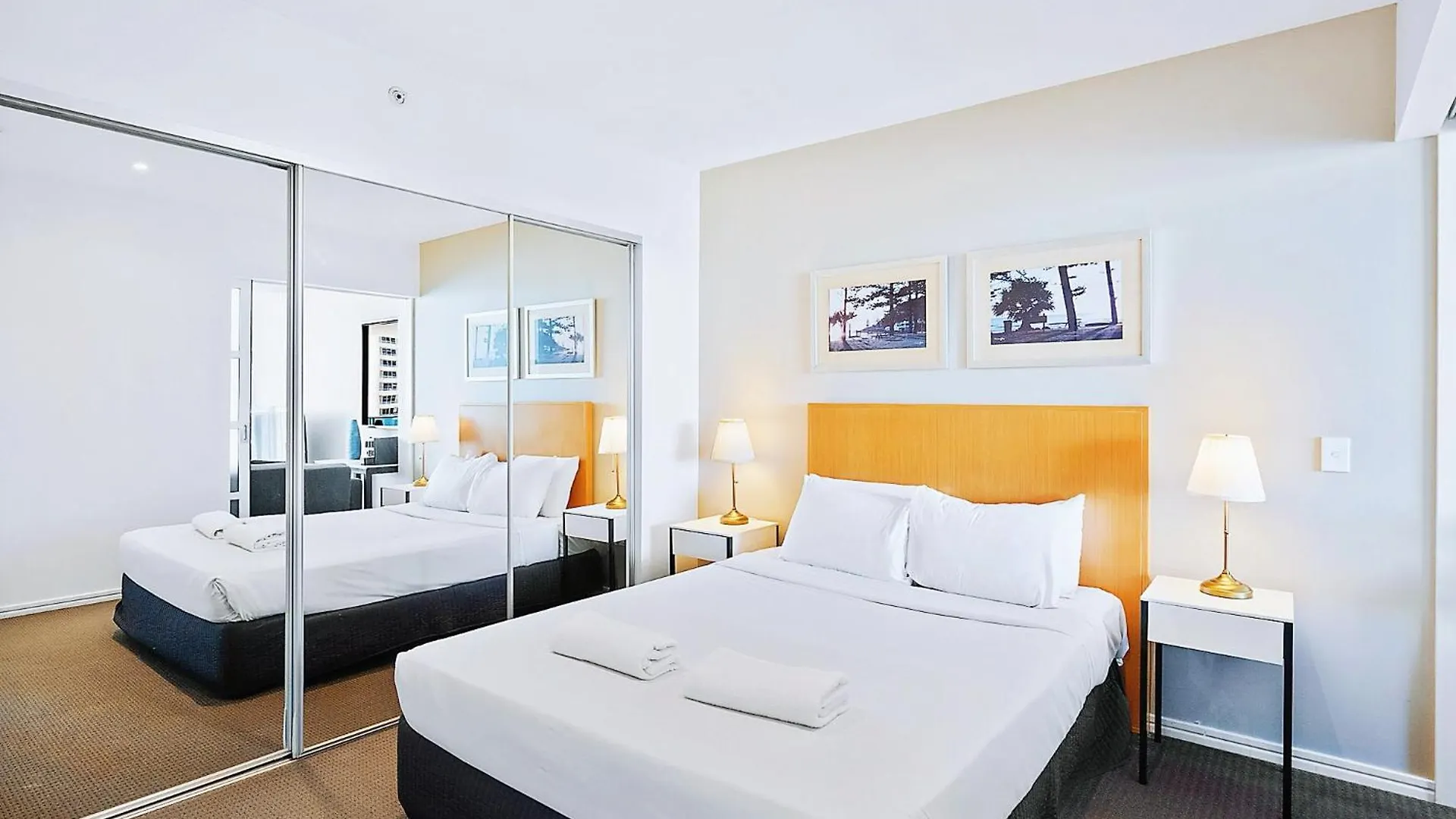 H Luxury Residence Apartments - Holiday Paradise Gold Coast Australia